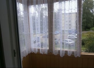 Сдам в аренду двухкомнатную квартиру, 48 м2, Новгородская область, улица Химиков, 6