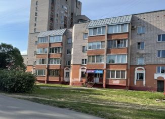 Продается двухкомнатная квартира, 88 м2, Новгородская область, проспект Мира, 2А
