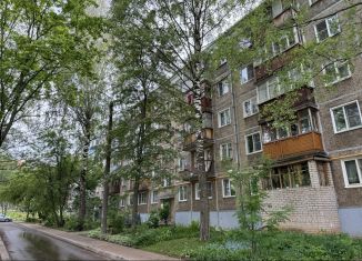 Продается 1-комнатная квартира, 30.8 м2, Кировская область, улица Лепсе, 65