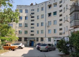Продам 3-комнатную квартиру, 68.8 м2, Севастополь, улица Генерала Жидилова, 42