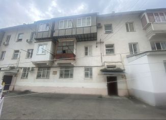 Продается 2-комнатная квартира, 40.8 м2, Кабардино-Балкариия, улица Хуранова, 3