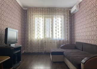 Сдам в аренду однокомнатную квартиру, 38 м2, Дагестан, улица Ленина, 96