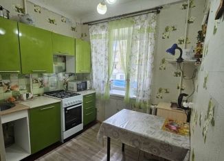 Продам 3-комнатную квартиру, 47 м2, Тюменская область, улица Мира, 2