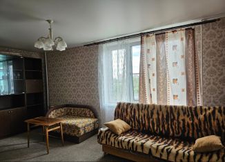 2-комнатная квартира в аренду, 52 м2, Санкт-Петербург, бульвар Новаторов, 33, метро Проспект Ветеранов