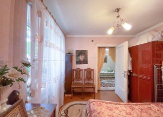 Продается 3-комнатная квартира, 51 м2, Ростовская область, улица Ломоносова, 77