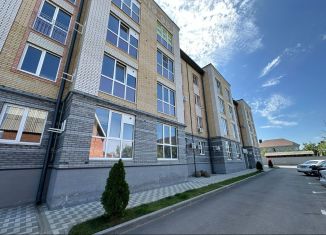 Продам 1-комнатную квартиру, 36 м2, Батайск, улица Дзержинского, 7