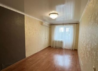 Продается 1-ком. квартира, 32 м2, Ставропольский край, улица Ленина, 256