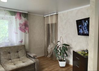 Продается 1-комнатная квартира, 35 м2, Абакан, улица Ломоносова, 12