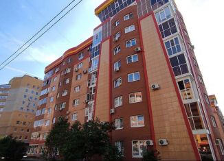 Продается квартира свободная планировка, 56 м2, Киров, улица Сурикова, 14к1, Ленинский район