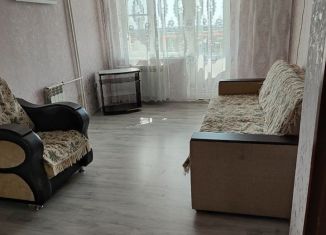 Сдается в аренду 1-комнатная квартира, 33 м2, Астраханская область, улица Бабаевского, 1к1