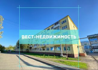 Продается двухкомнатная квартира, 51.2 м2, Полысаево, Республиканская улица, 9