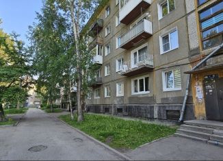 Двухкомнатная квартира на продажу, 45 м2, Ангарск, улица Космонавтов, 9