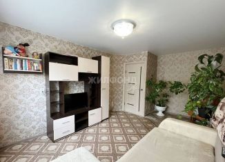 Продаю двухкомнатную квартиру, 44.7 м2, Новосибирск, улица Зорге, 155