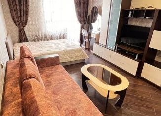Сдается в аренду однокомнатная квартира, 43 м2, Краснодарский край, улица Атарбекова