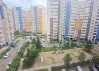 Продаю 4-ком. квартиру, 79.3 м2, Красноярск, улица Чернышевского, 104, Центральный район