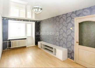 Продаю 3-комнатную квартиру, 61 м2, Барнаул, улица Малахова, 77