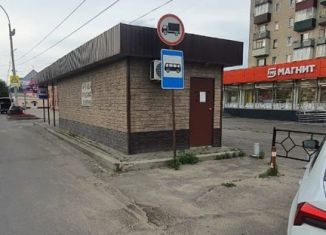 Сдаю в аренду торговую площадь, 20 м2, Уварово, 4-й микрорайон, 30