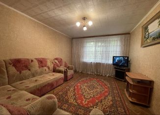 Продам 2-комнатную квартиру, 42 м2, Курская область, Ленинградская улица, 37