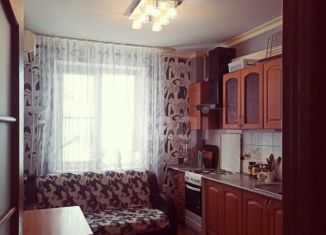 Продается 1-ком. квартира, 40 м2, Батайск, Коммунистическая улица, 197Ак1