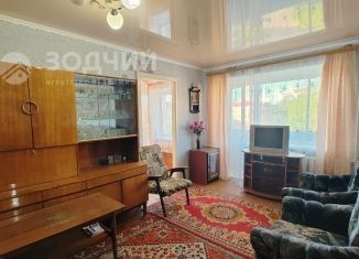 Продам 2-ком. квартиру, 41.7 м2, Чувашия, улица Разина, 12