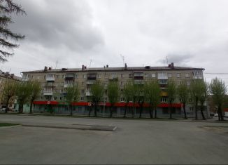 Продается 2-комнатная квартира, 45.6 м2, Свердловская область, проспект Дзержинского, 47