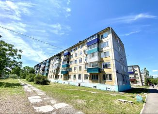 Продам двухкомнатную квартиру, 43.4 м2, Комсомольск-на-Амуре, Интернациональный проспект, 43