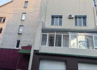 Сдается в аренду многокомнатная квартира, 260 м2, Чита, улица Нечаева, 21