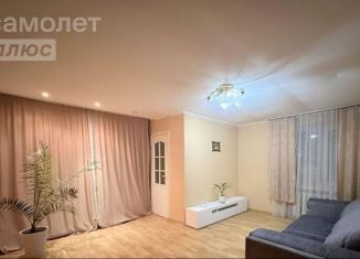 Продам 2-ком. квартиру, 59 м2, Ставрополь, улица Мира, 283, микрорайон № 6