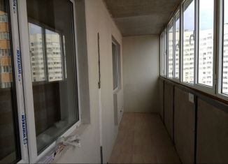 Сдам в аренду 1-комнатную квартиру, 50 м2, Самарская область, улица Мичурина, 148