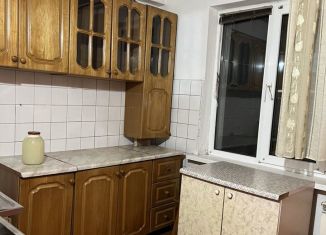 Аренда трехкомнатной квартиры, 65 м2, Дагестан, улица Гайдара Гаджиева, 11А