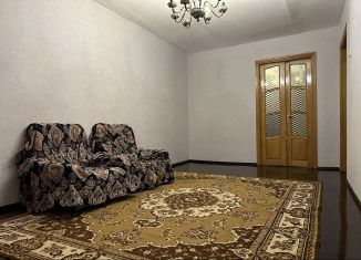 Сдаю трехкомнатную квартиру, 60 м2, Дагестан, проспект Али-Гаджи Акушинского, 31А