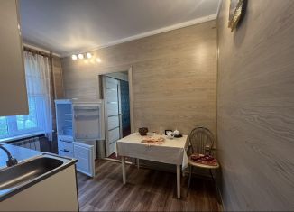 Продается двухкомнатная квартира, 50 м2, Киржач, улица Пушкина, 14