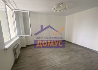 Двухкомнатная квартира на продажу, 65 м2, Белгород, улица Шаландина, 5А