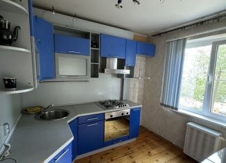 Продается двухкомнатная квартира, 57 м2, Смоленск, улица Попова, 60, Промышленный район