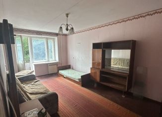 Продается 1-ком. квартира, 28.5 м2, Кирово-Чепецк, улица Ленина, 57