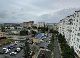 Аренда двухкомнатной квартиры, 56 м2, Каспийск, улица Амет-хан Султана, 2В