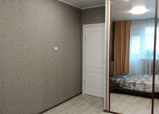 Сдам 2-комнатную квартиру, 47.6 м2, Мурманская область, улица Адмирала Сизова, 2