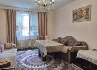 Продается двухкомнатная квартира, 71 м2, Дагестан, Махачкалинская улица, 21