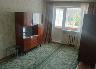 Сдается в аренду однокомнатная квартира, 32 м2, Екатеринбург, улица Фрунзе, 76, Ленинский район