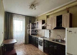 Продается 1-ком. квартира, 40 м2, Курск, улица Бойцов 9-й Дивизии, 185В