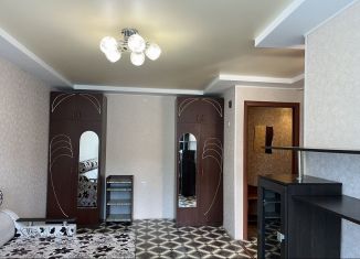 Сдается в аренду 1-комнатная квартира, 31 м2, Балашов, улица Ленина, 20/64