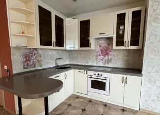 Продам 2-комнатную квартиру, 60.6 м2, Биробиджан, улица Дзержинского, 20Б