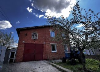 Продается дом, 228 м2, посёлок Дубровка, улица Дружбы, 32А