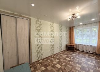 2-комнатная квартира на продажу, 41.2 м2, посёлок Сурок, Коммунистическая улица, 11