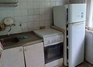 Продается четырехкомнатная квартира, 58 м2, Йошкар-Ола, улица Маяковского, 75, микрорайон Комсомольский