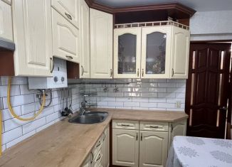 Продается 3-комнатная квартира, 54.6 м2, Чебоксары, Привокзальная улица, 14