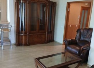 Продается трехкомнатная квартира, 73.6 м2, Пикалёво, Советская улица, 23