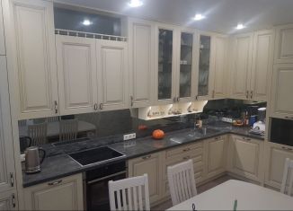 Продаю трехкомнатную квартиру, 85.7 м2, Екатеринбург, Счастливая улица, 4