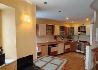 Продается 3-ком. квартира, 103.8 м2, Озёрск, Иртяшская улица