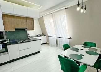 Продам трехкомнатную квартиру, 130.8 м2, Ставрополь, проспект Карла Маркса, 108А